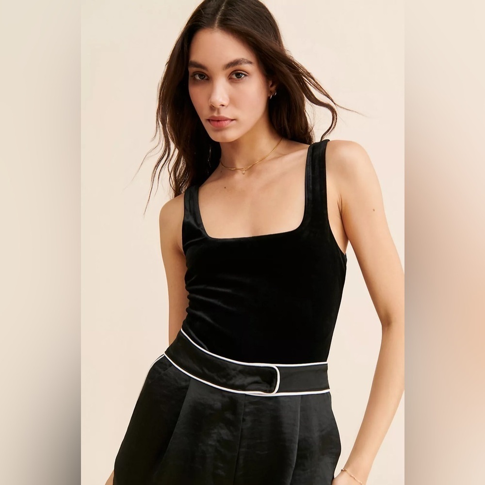 Good American Crushed Velvet Tank Bodysuit Square Neck Women’s Size 6 Black